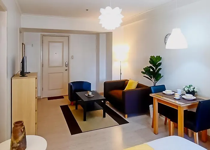 Charming Modern In Bgc *