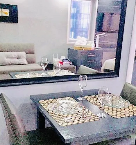 Hotel cápsula Charming Modern In Bgc Manila
